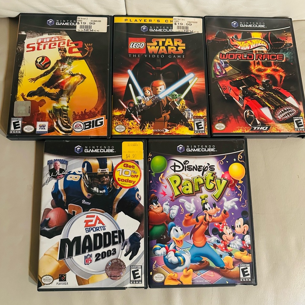 Nintendo Game Cube Bundle